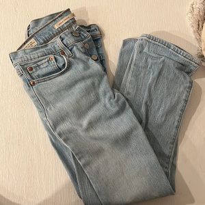Levi’s Wedgie Straight Jeans